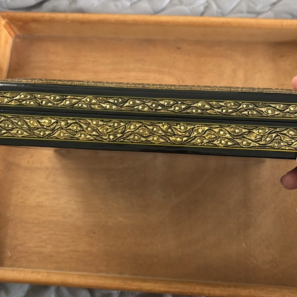 Beautiful Oriental black and Gold lacquer box velvet lined